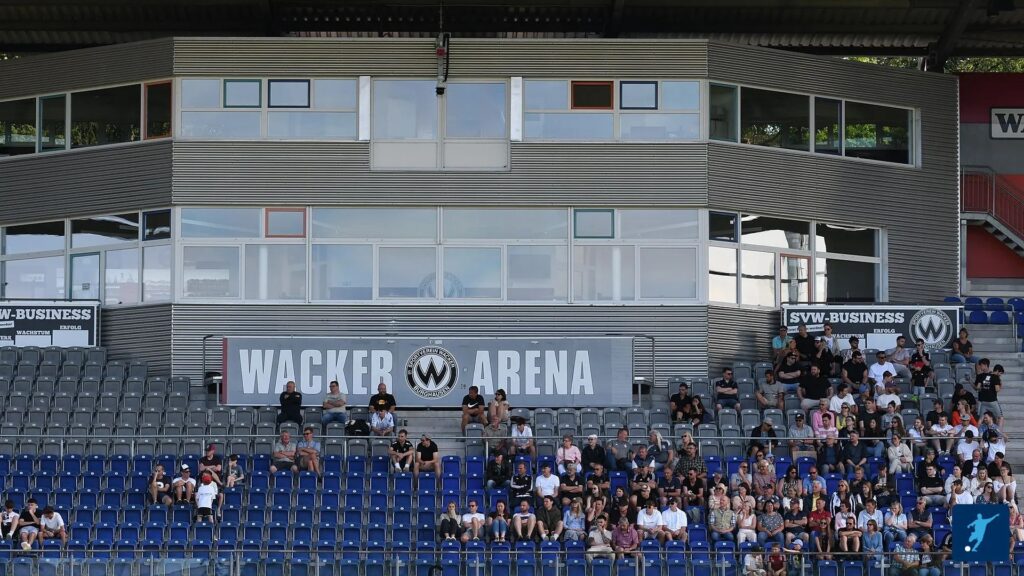 Wacker-Arena beim Finale gegen Kastl